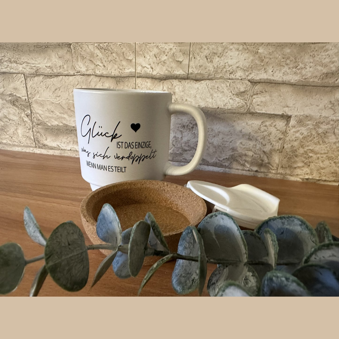 Matte Sublimationstasse BEN mit abnehmbaren Korkboden und Kunststoffdeckel